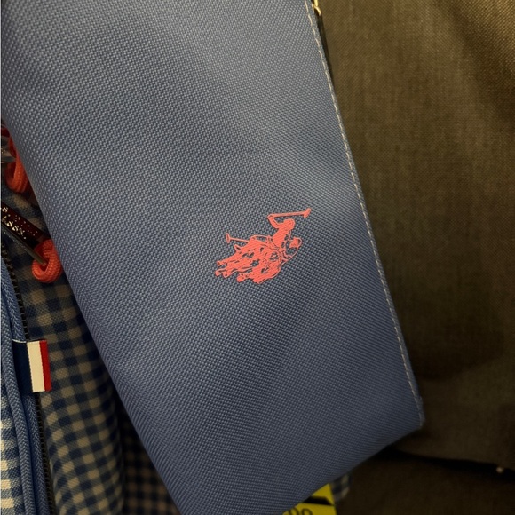 U.S. Polo Assn. Blue and White Checkered Lunch Bag - Picture 3 of 5